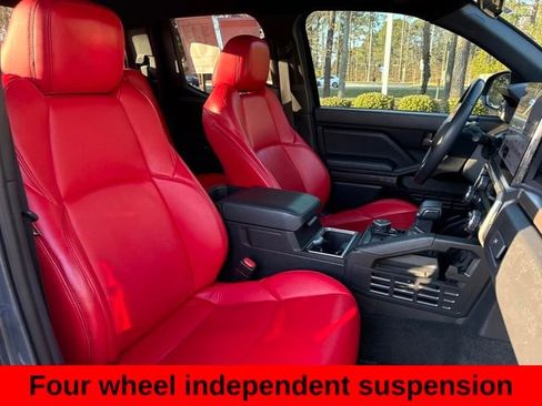 Used 2024 Toyota Tacoma TRD Sport image 22