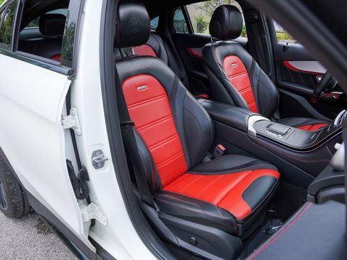 Used 2020 Mercedes-Benz GLC 63 AMG S image 40