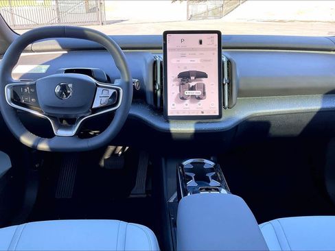 New 2025 Volvo EX30 Ultra w/ Protection Package Premier image 9