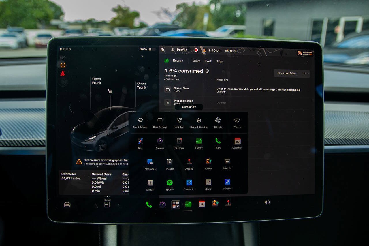 Used 2022 Tesla Model 3 Long Range AWD/4WD image 19