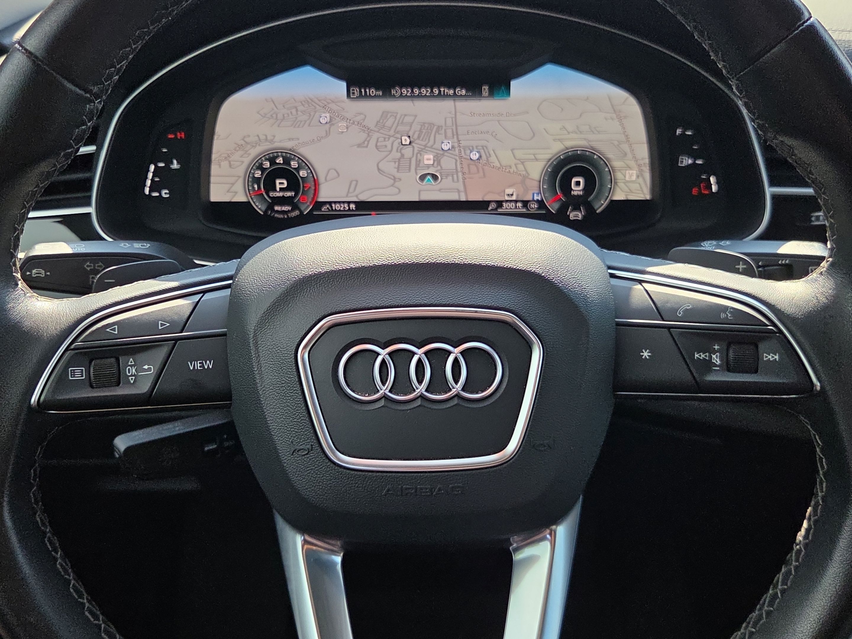 Used 2023 Audi Q8 Prestige AWD/4WD image 24