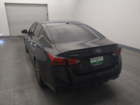 Used 2023 Nissan Altima 2.5 SV w/ SV Premium Package FWD image 6
