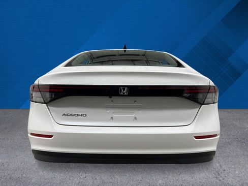 New 2025 Honda Accord SE image 5