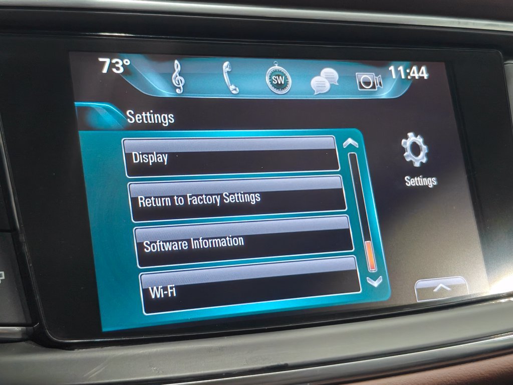 Used 2018 Buick Enclave Avenir w/ Avenir Technology Package AWD/4WD image 48