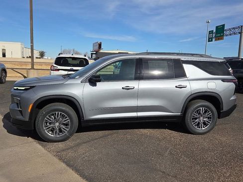 New 2026 Chevrolet Traverse LT w/ Driver Confidence Package image 2