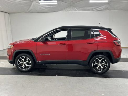 Certified 2024 Jeep Compass Limited AWD/4WD image 6