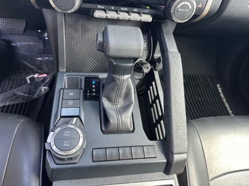 Used 2024 Toyota Tacoma SR5 AWD/4WD image 14
