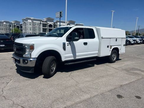 Used 2022 Ford F250 XL w/ Power Equipment Group AWD/4WD image 13