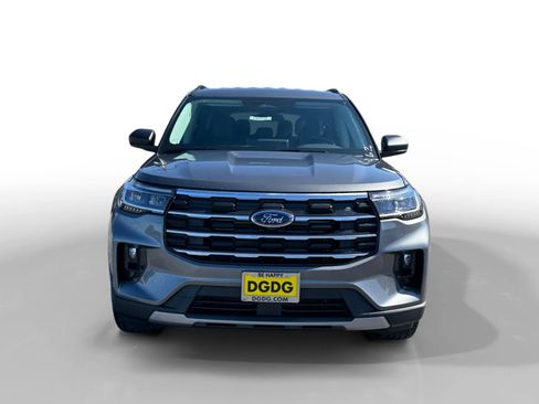 New 2026 Ford Explorer Active w/ Active Comfort Package RWD image 8