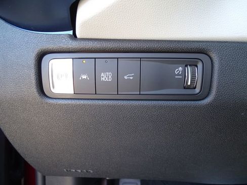 Used 2024 Chevrolet Equinox EV LT w/ Active Safety Package 3 FWD image 19