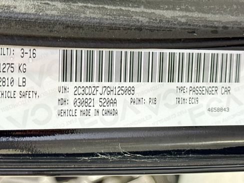 Used 2016 Dodge Challenger R/T Scat Pack w/ Leather Interior Group image 31