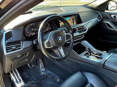 Used 2022 BMW X6 xDrive40i w/ M Sport Package image 13