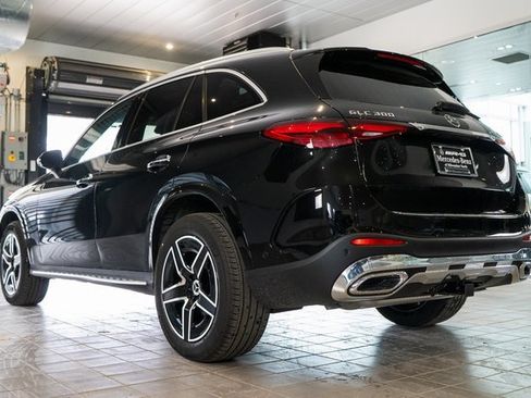 New 2026 Mercedes-Benz GLC 300 4MATIC image 6