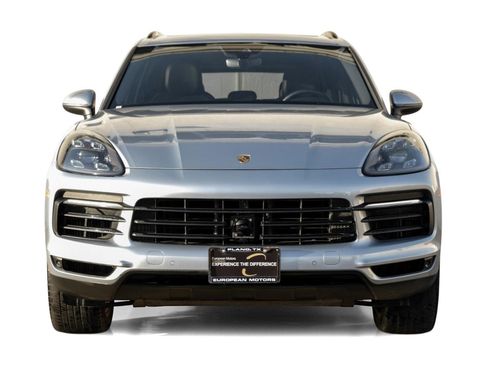 Used 2020 Porsche Cayenne image 5