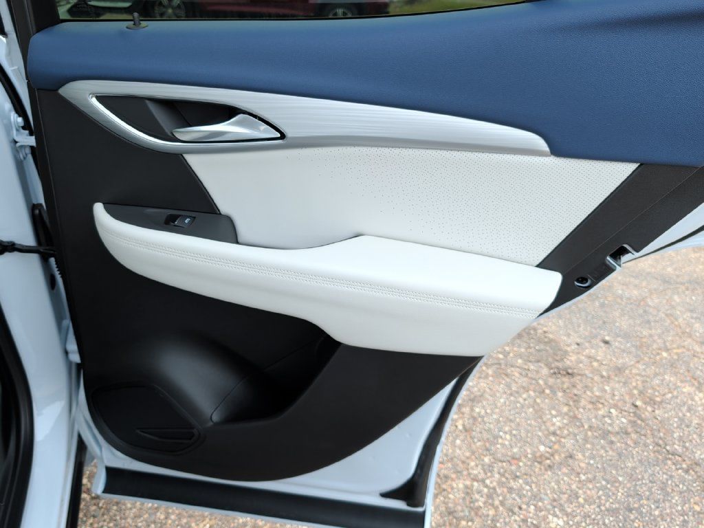 New 2026 Buick Envision Avenir AWD/4WD image 39