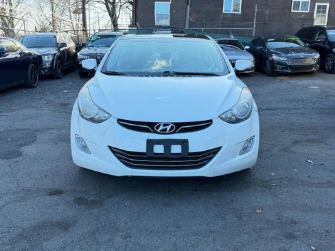 Used 2012 Hyundai Elantra Limited image 18