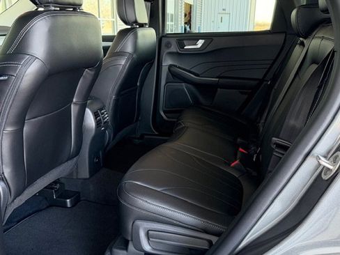 New 2026 Ford Escape SE w/ PHEV Premium Package image 7