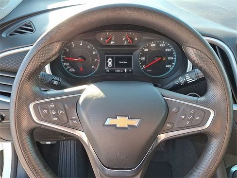 Used 2024 Chevrolet Malibu LT image 19