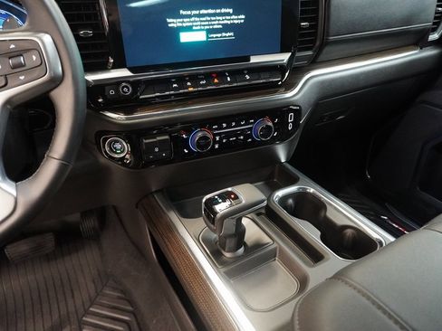 Used 2025 Chevrolet Silverado 1500 LT Trail Boss w/ Protection Package image 7