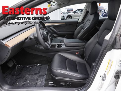 Used 2021 Tesla Model 3 Standard Range Plus RWD image 14