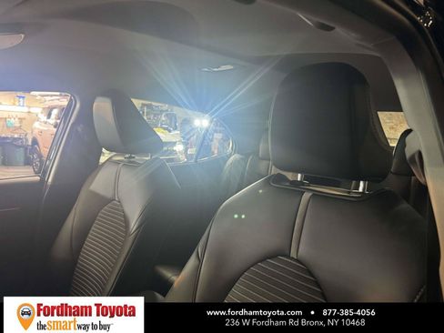 Used 2024 Toyota Camry SE w/ Cold Weather Package FWD image 18