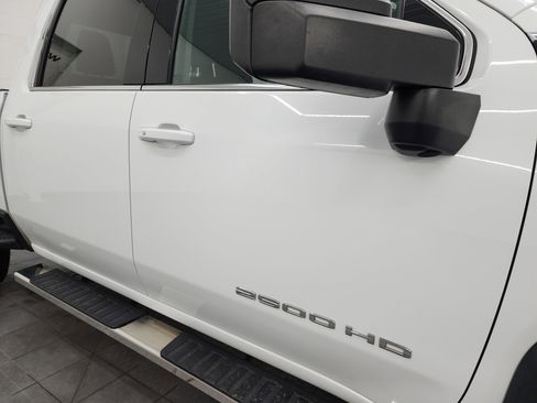 Used 2022 GMC Sierra 2500 SLE w/ SLE Value Package; image 24