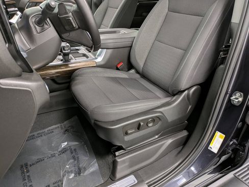 Used 2022 GMC Sierra 1500 Elevation w/ Preferred Package image 9