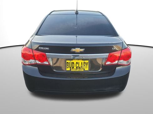 Used 2015 Chevrolet Cruze LT w/ Technology Package image 9
