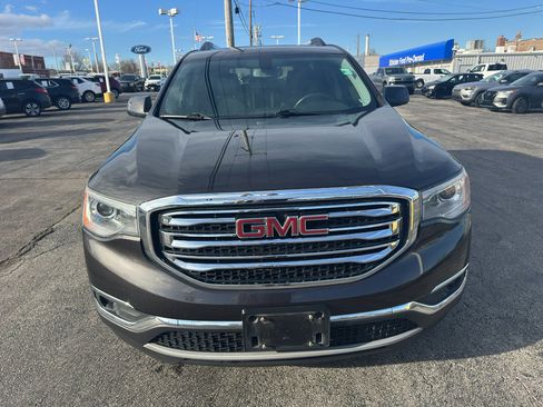 Used 2019 GMC Acadia SLT image 4