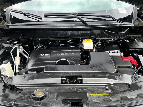 Certified 2023 Nissan Pathfinder SL w/ Black Appearance Package image 31