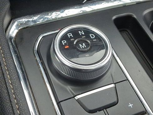 Used 2022 Ford Expedition Max XLT image 16