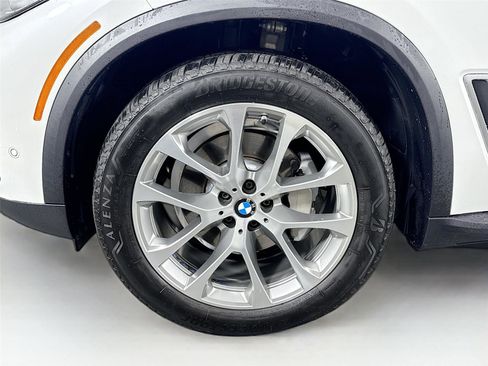 Used 2023 BMW X5 sDrive40i w/ Premium Package image 12