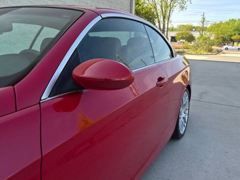 Used 2009 BMW 328i Convertible image 16