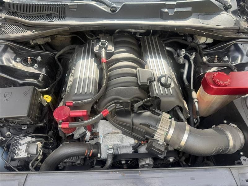Used 2016 Dodge Challenger R/T Scat Pack w/ Leather Interior Group RWD image 29