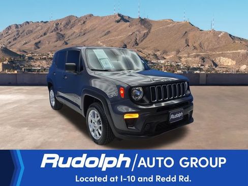 Used 2023 Jeep Renegade Latitude AWD/4WD image 7