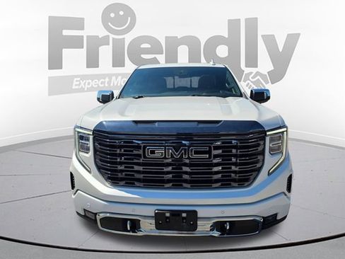 Used 2023 GMC Sierra 1500 Denali Ultimate AWD/4WD image 2