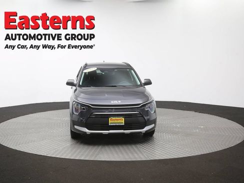 Used 2025 Kia Niro LX FWD image 50
