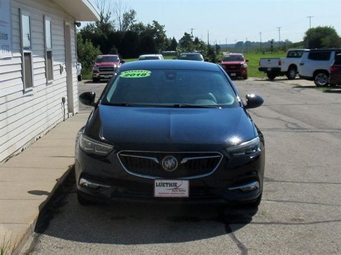 Used 2018 Buick Regal Essence w/ Driver Confidence Package #1 FWD image 5