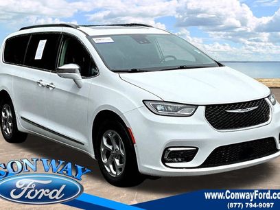 Used 2022 Chrysler Pacifica Limited
