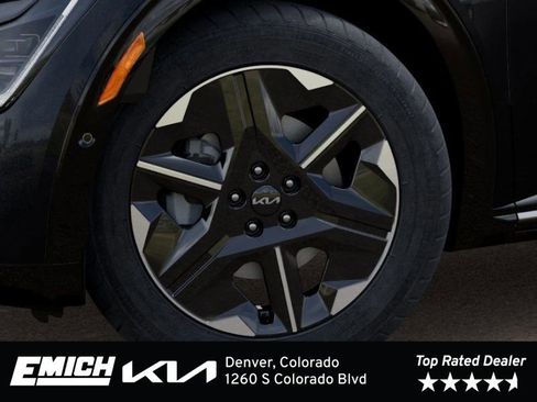 New 2025 Kia EV6 Wind image 12