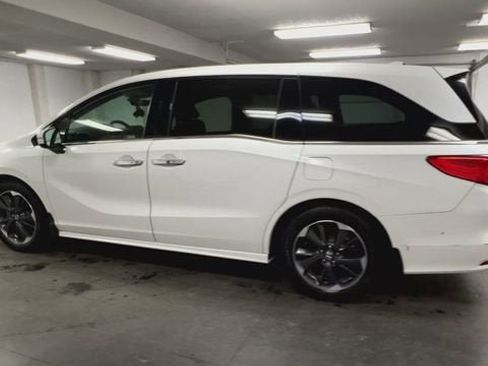 Used 2022 Honda Odyssey Elite image 6