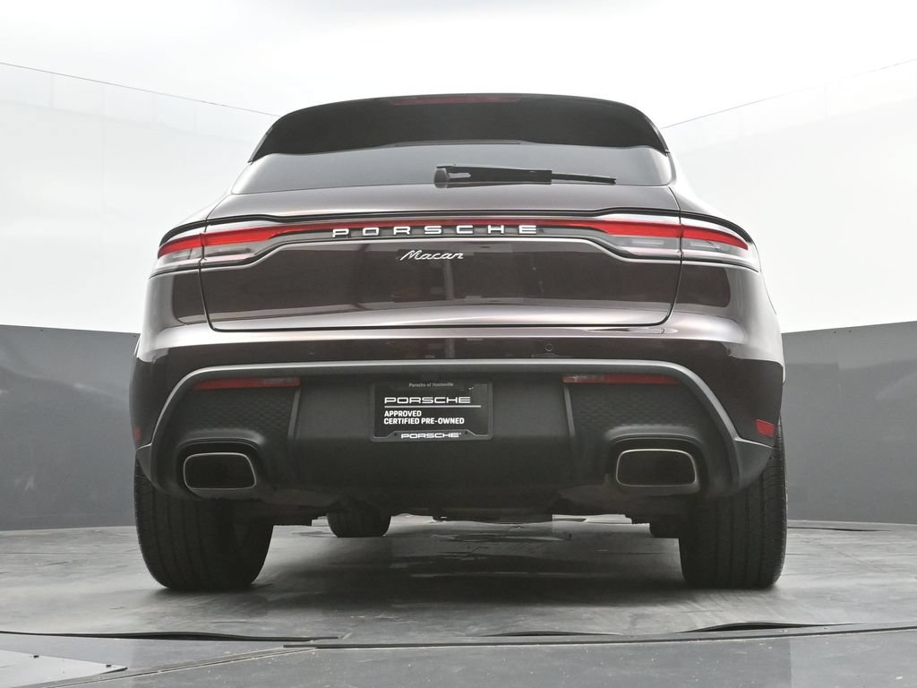Certified 2024 Porsche Macan AWD/4WD image 38