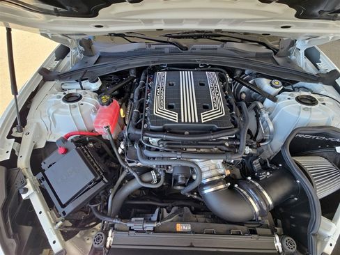 Used 2018 Chevrolet Camaro ZL1 image 29