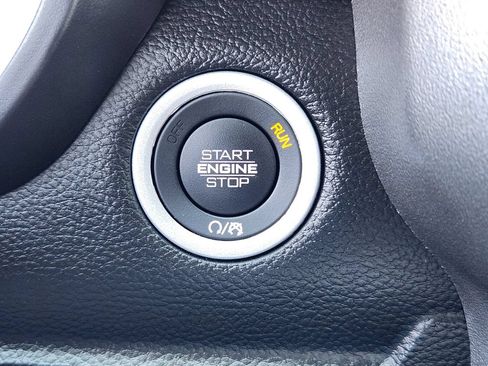 Used 2025 RAM 1500 Big Horn AWD/4WD image 17