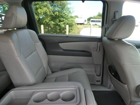 Used 2011 Honda Odyssey EX-L image 28