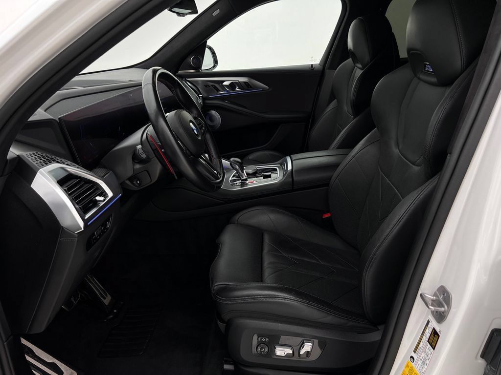 Certified 2023 BMW XM AWD/4WD image 11
