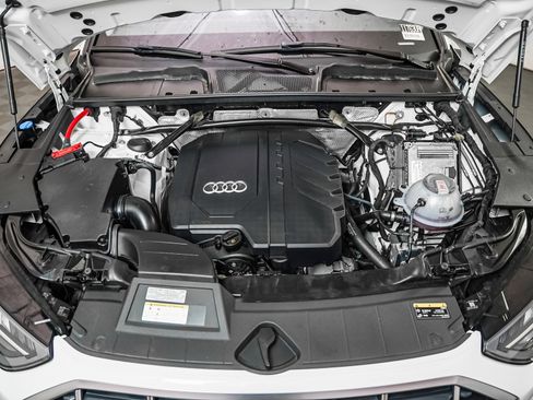 Certified 2023 Audi Q5 2.0T Premium w/ Convenience Package image 4