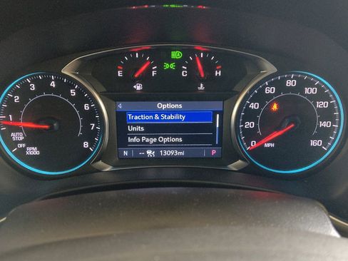 Used 2024 Chevrolet Equinox LT FWD image 23