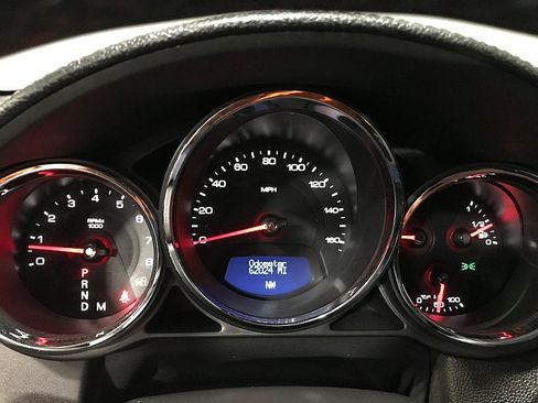 Used 2012 Cadillac CTS Coupe RWD image 17