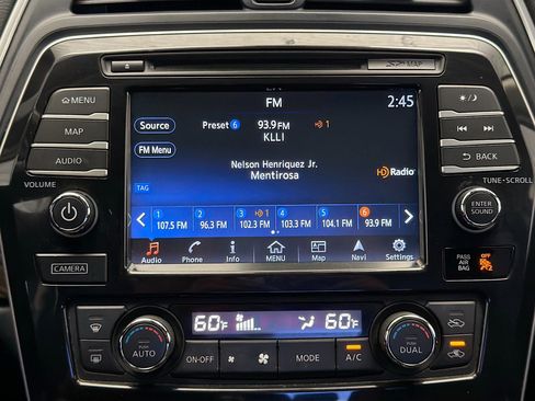 Used 2017 Nissan Maxima Platinum image 9